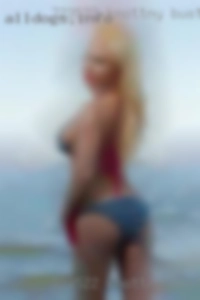 Knottny busty